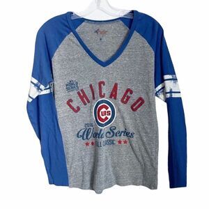 GIII 4 Her Chicago Cubs 2016 World Series L/S M